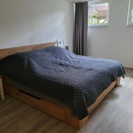 Holle  Ferienwohnung Mit Balkon מראה חיצוני תמונה